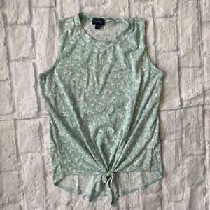 Daytrip youth M sleeveless floral print hi low shirt w/front tie knot